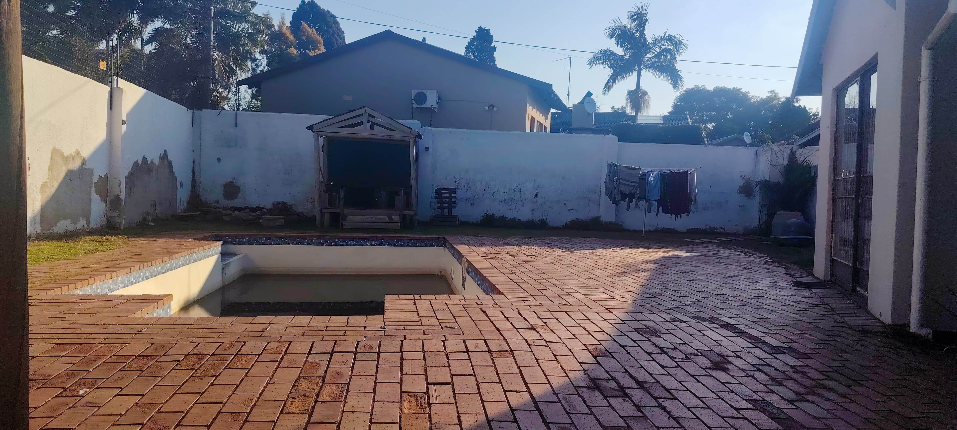 Spacious 4-Bedroom Family Home with Pool, Built-in Braai & Ample Parking — image 24
