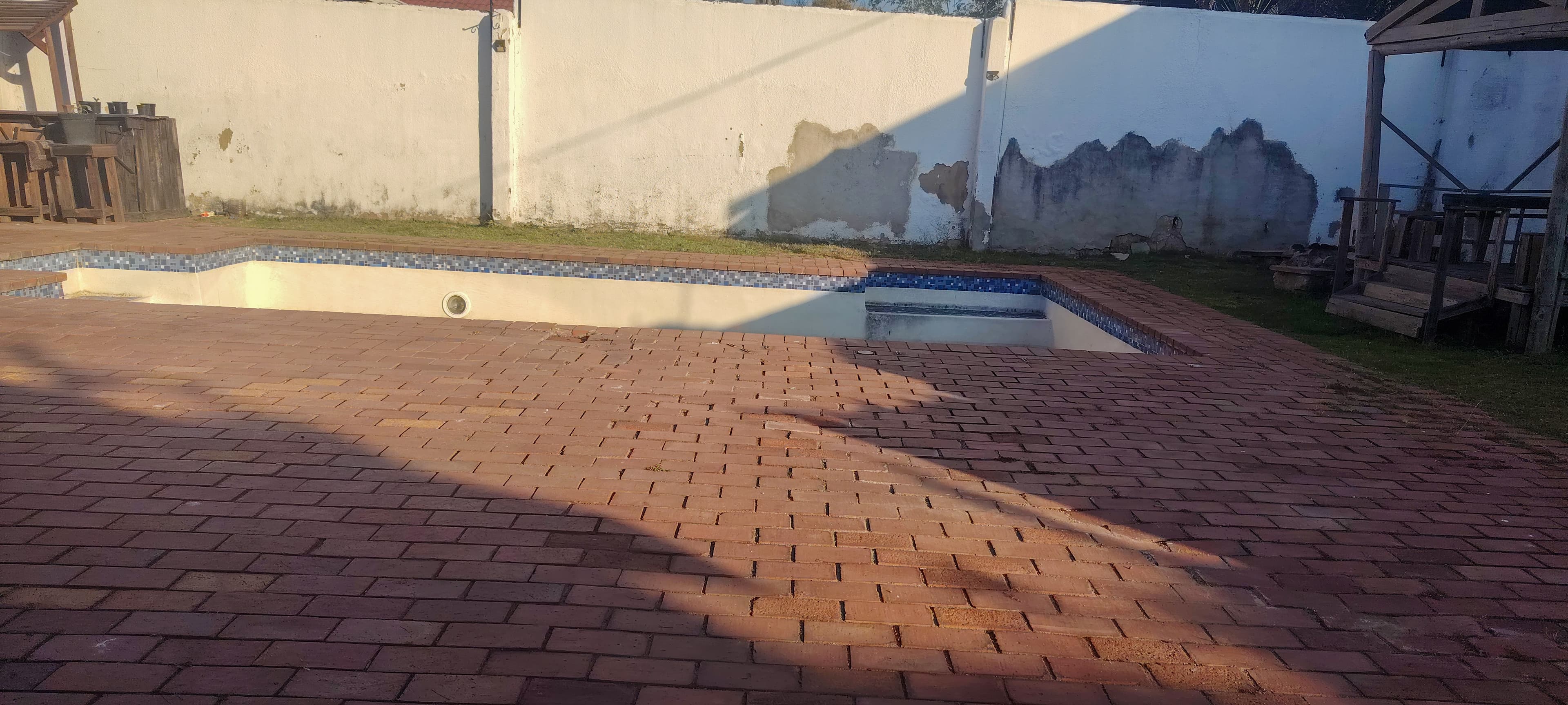 Spacious 4-Bedroom Family Home with Pool, Built-in Braai & Ample Parking — image 10