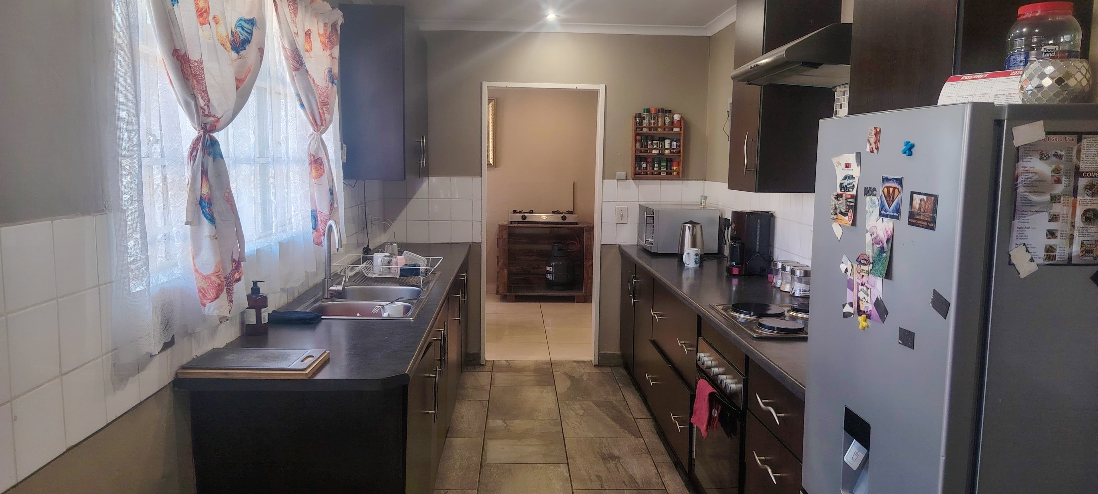 Spacious 4-Bedroom Family Home with Pool, Built-in Braai & Ample Parking — image 17