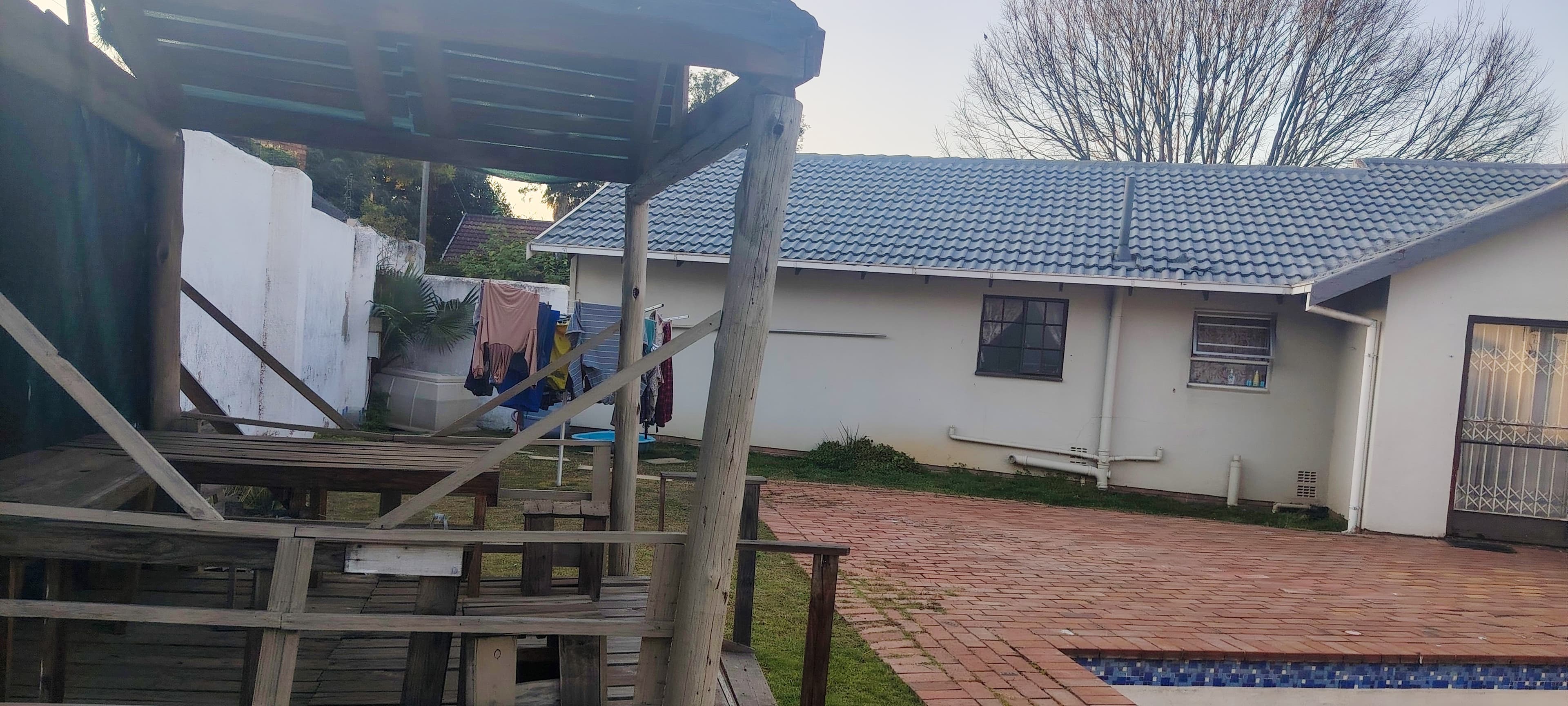 Spacious 4-Bedroom Family Home with Pool, Built-in Braai & Ample Parking — image 36