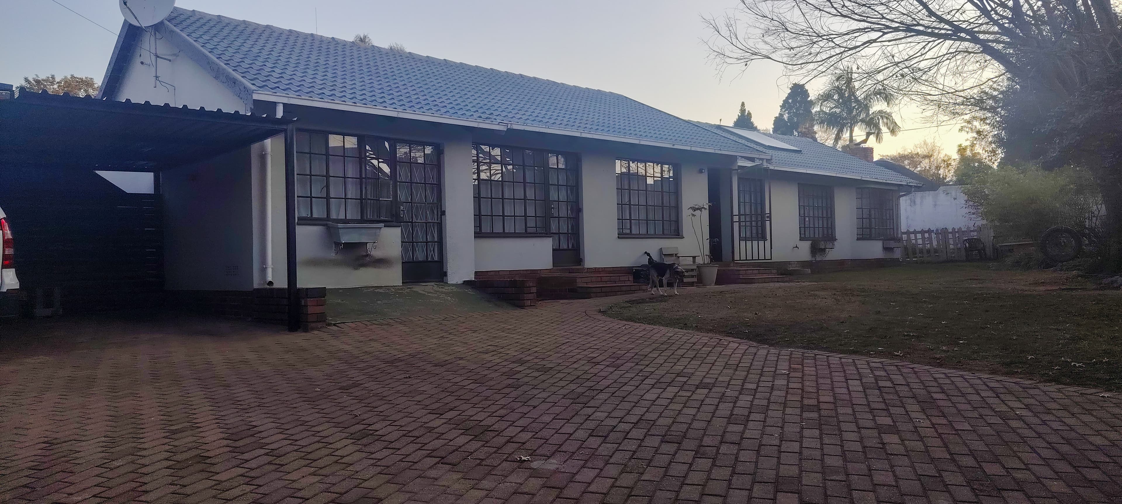 Spacious 4-Bedroom Family Home with Pool, Built-in Braai & Ample Parking — image 3