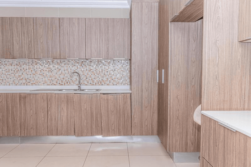 6 Bedroom House For Sale in Blue Valley Golf Estate, Centurion — image 19