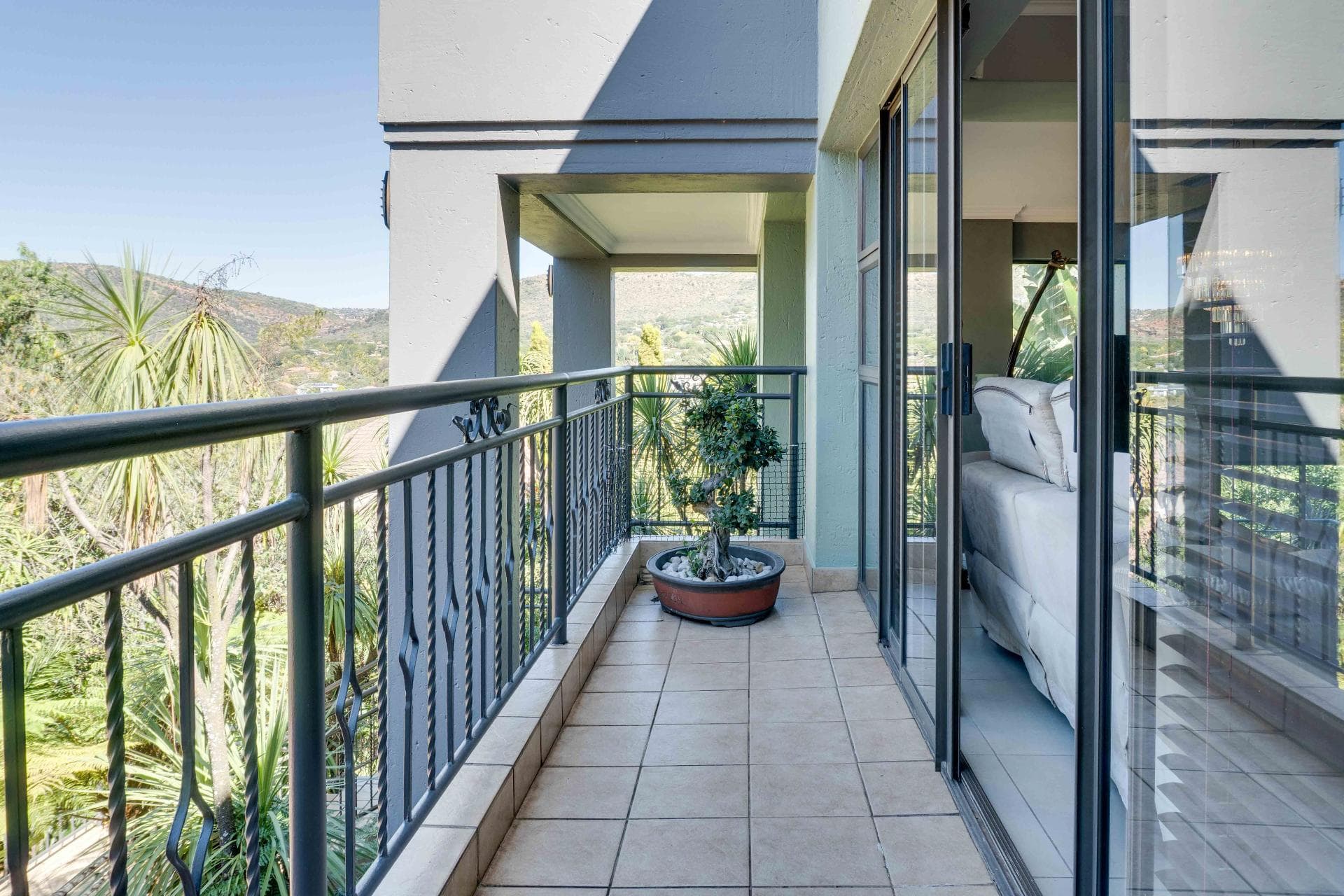 Greenbelt-Facing: The View Behind This Home Will Never Be Built Out | Solar-Powered, 600sqm | Under Roof On A 1,044sqm — image 10