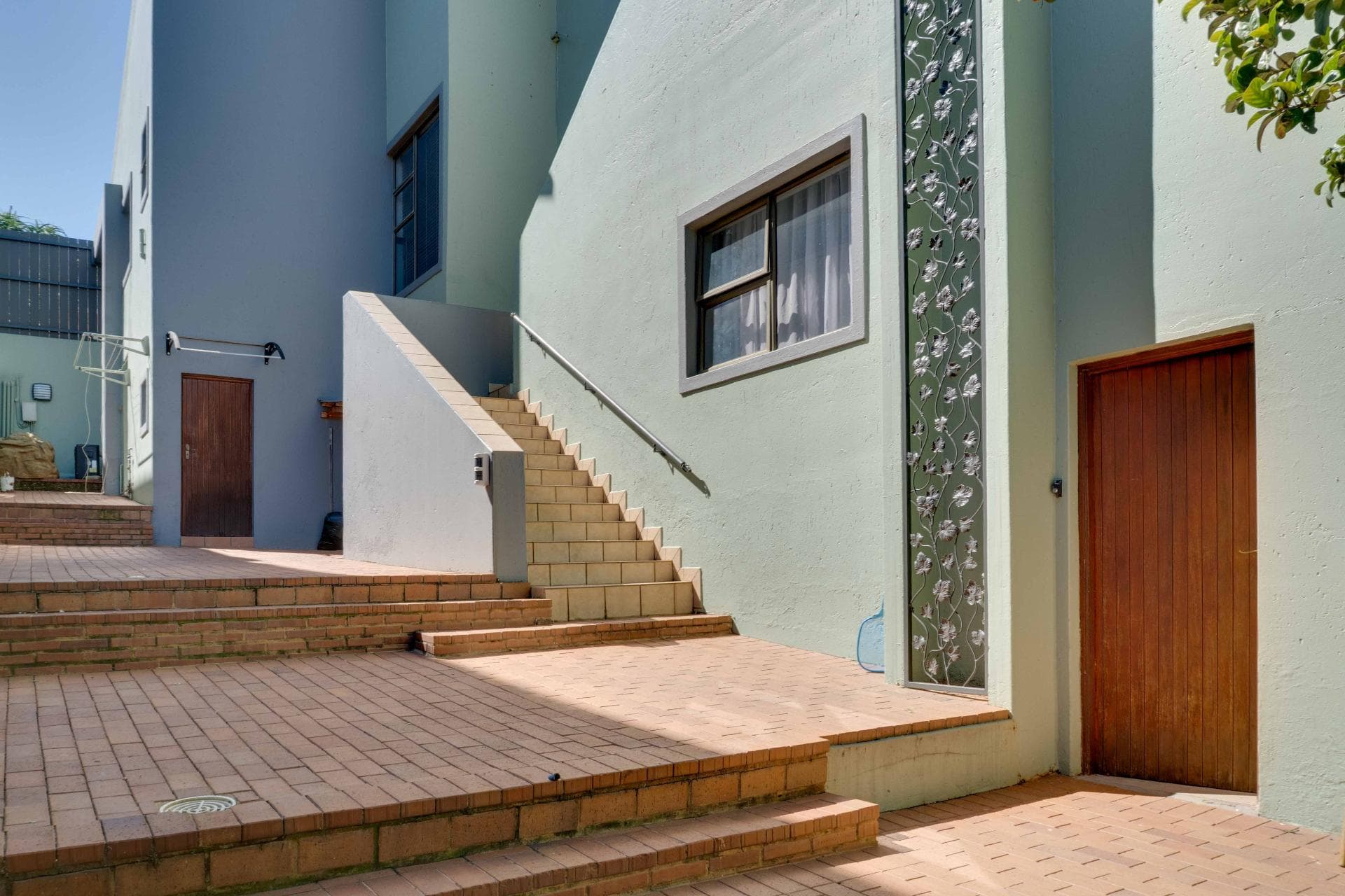 Greenbelt-Facing: The View Behind This Home Will Never Be Built Out | Solar-Powered, 600sqm | Under Roof On A 1,044sqm — image 42