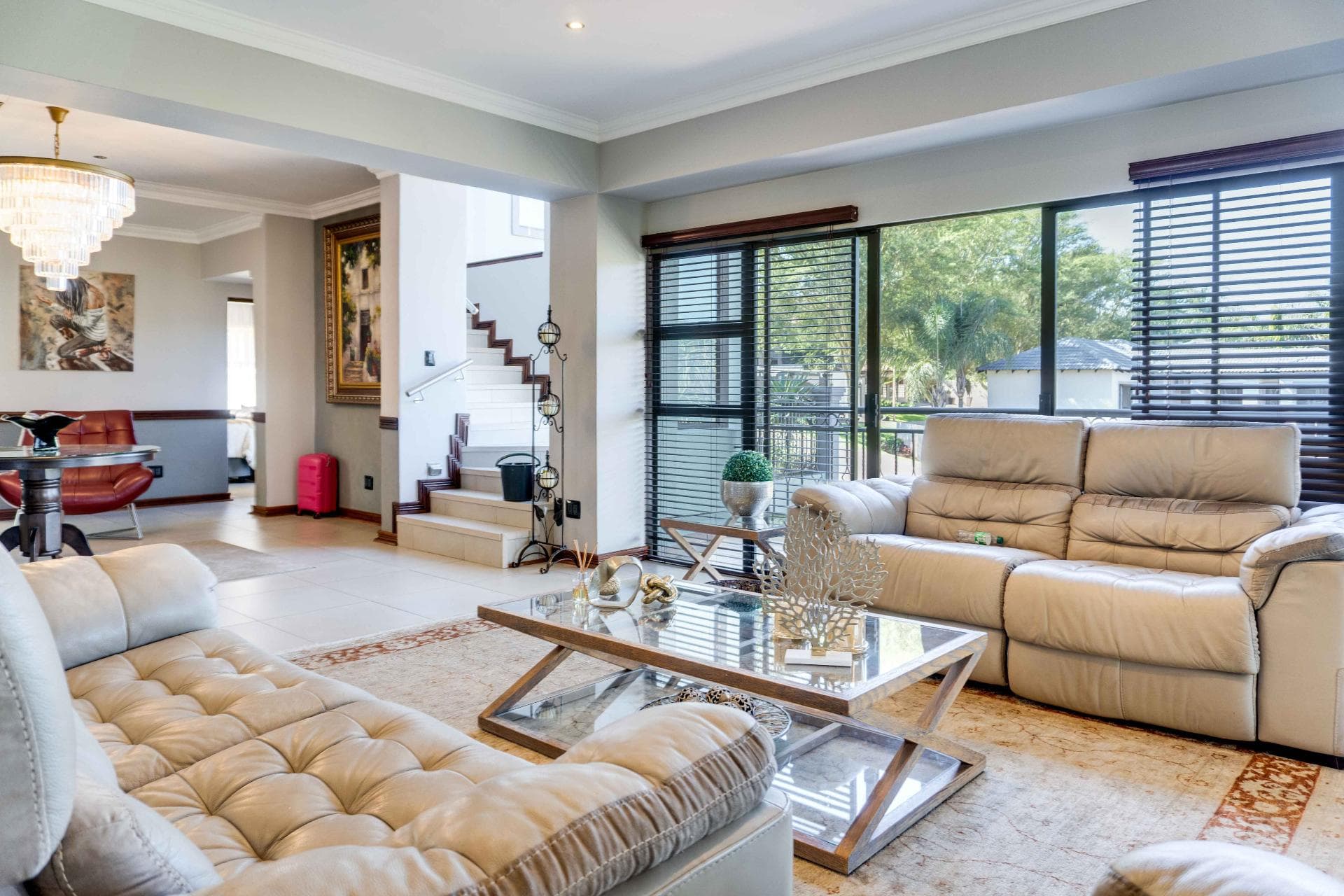 Greenbelt-Facing: The View Behind This Home Will Never Be Built Out | Solar-Powered, 600sqm | Under Roof On A 1,044sqm — image 7