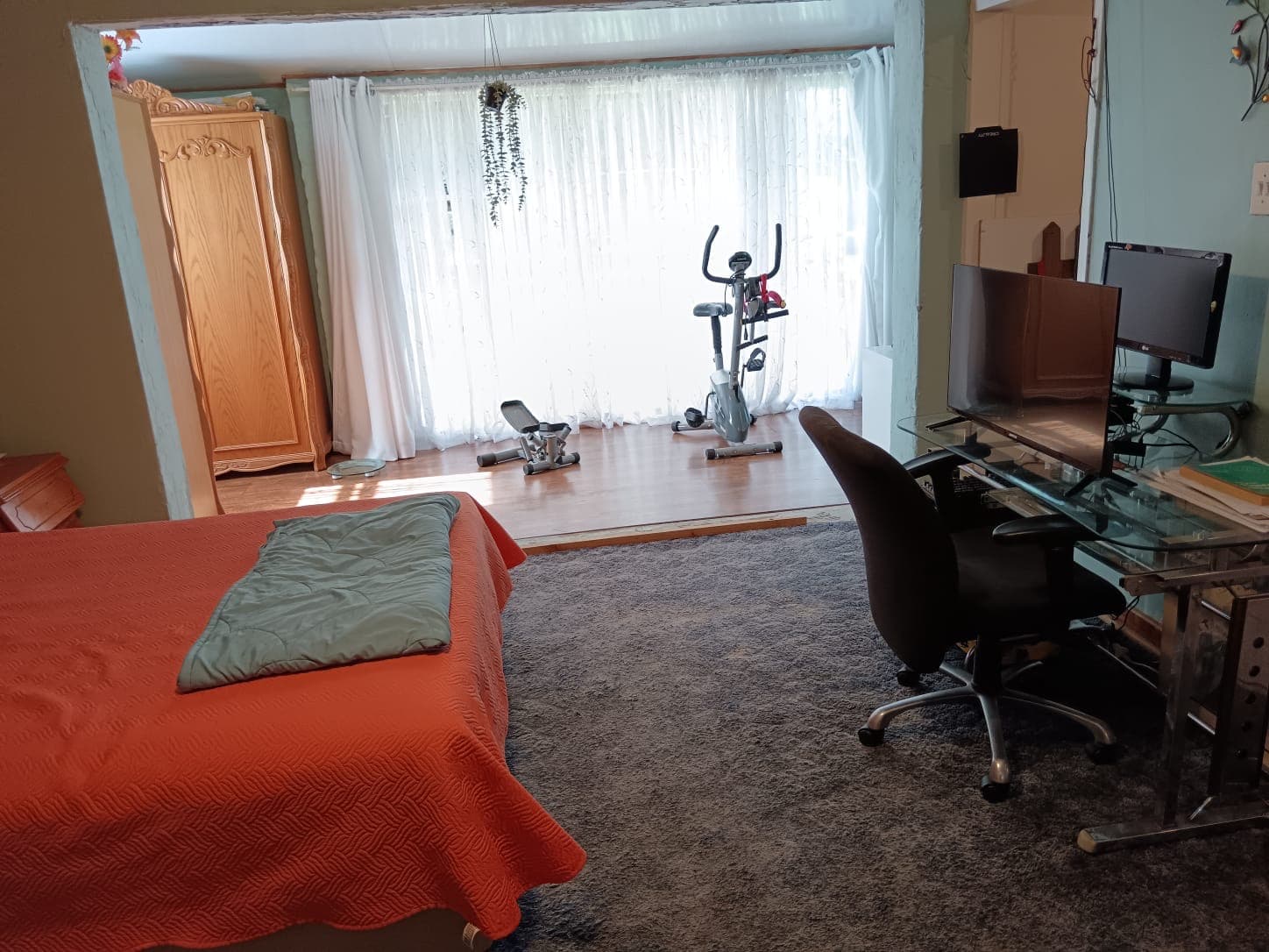4 Bedroom House For Sale in Ennerdale, Johannesburg — image 16