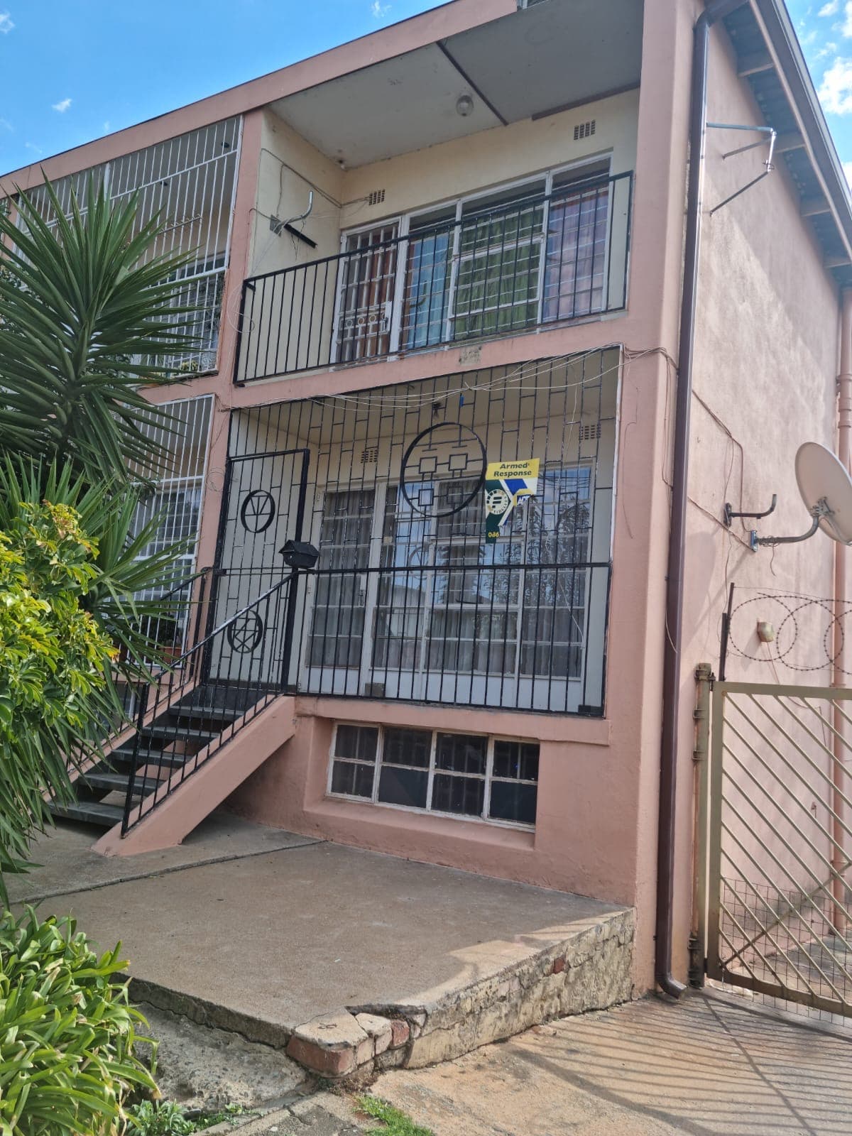 3 Bedroom Apartment / Flat For Sale in West Turffontein, Johannesburg