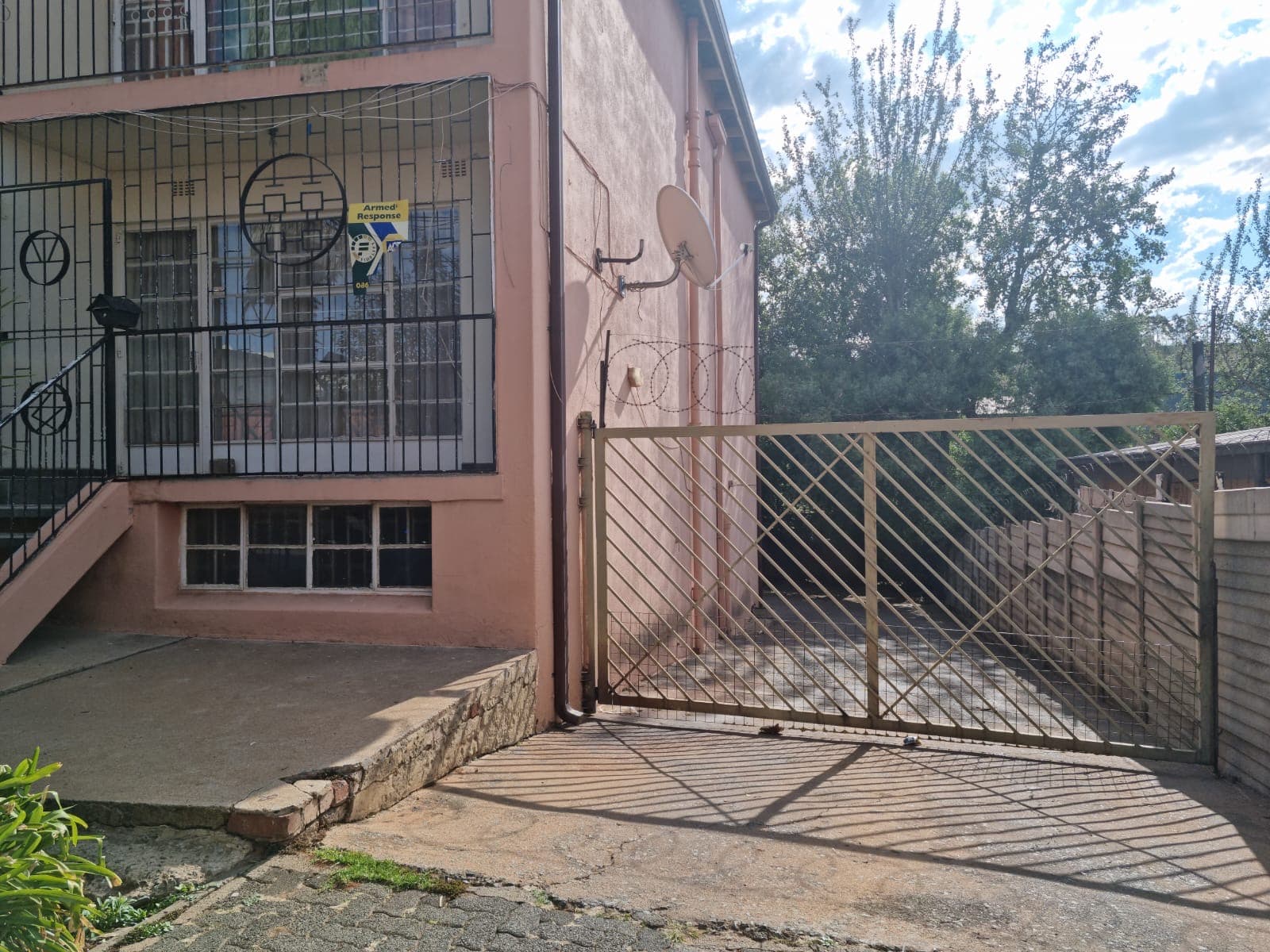 3 Bedroom Apartment / Flat For Sale in West Turffontein, Johannesburg — image 19
