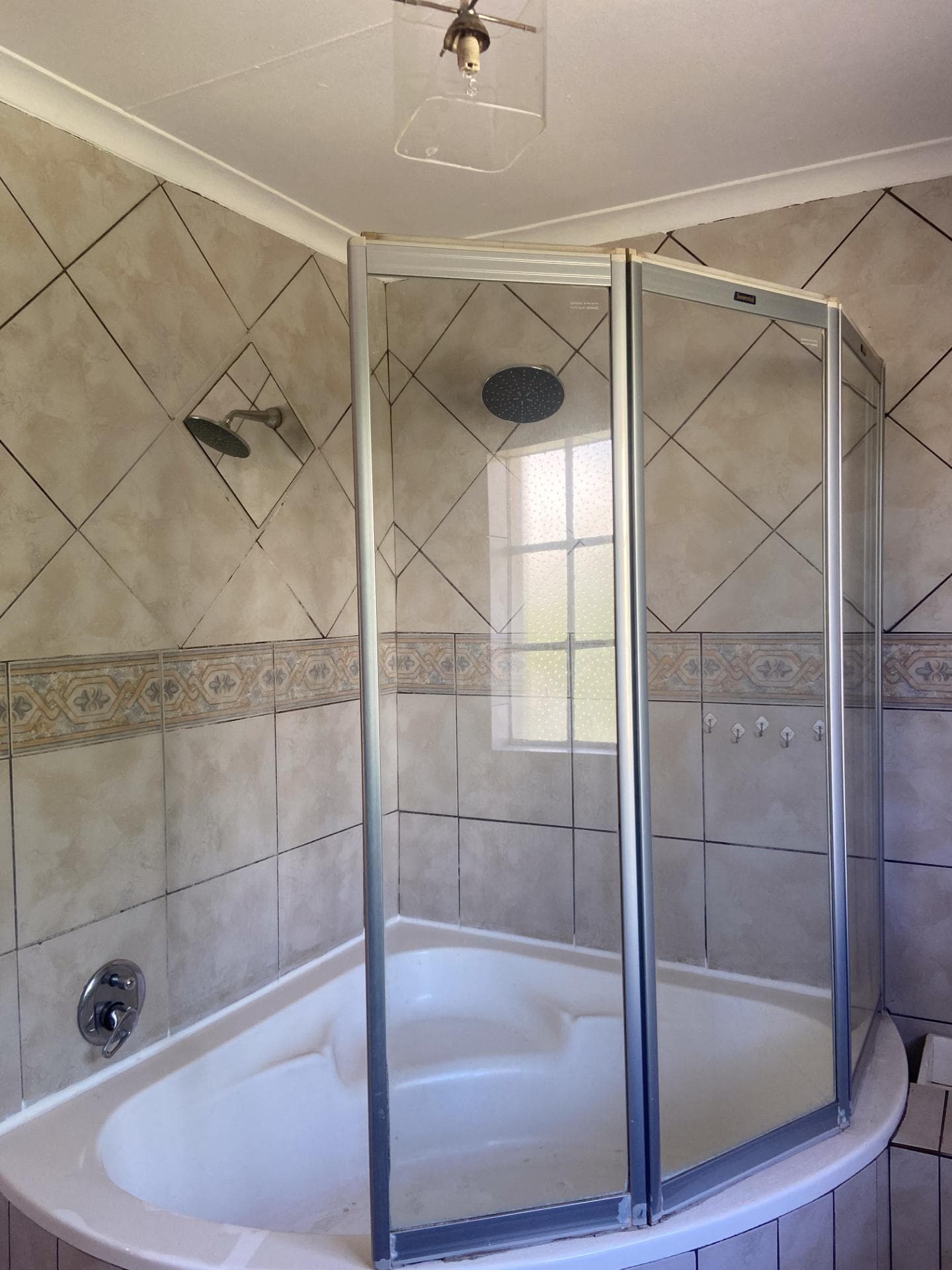 3 Bedroom Townhouse For Sale in Helderkruin, Roodepoort — image 23