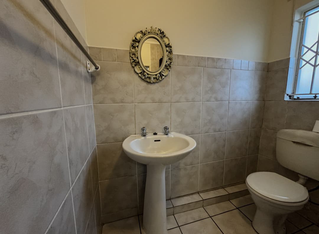 4 Bedroom Townhouse For Sale in Mondeor, Johannesburg — image 15