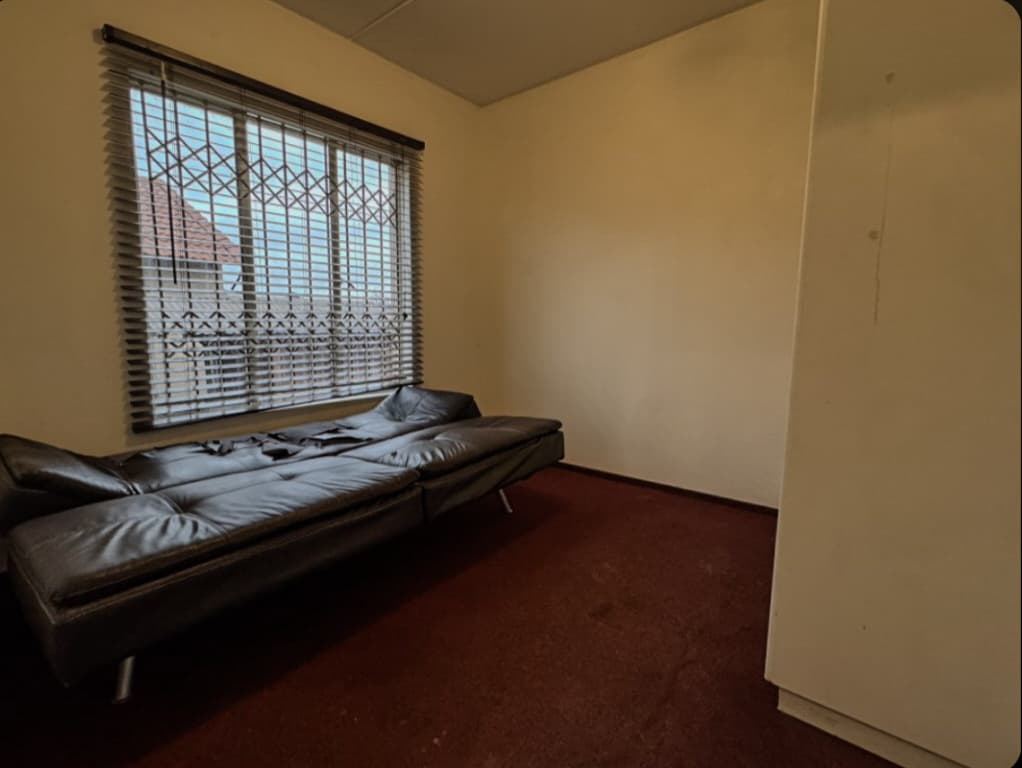 4 Bedroom Townhouse For Sale in Mondeor, Johannesburg — image 20