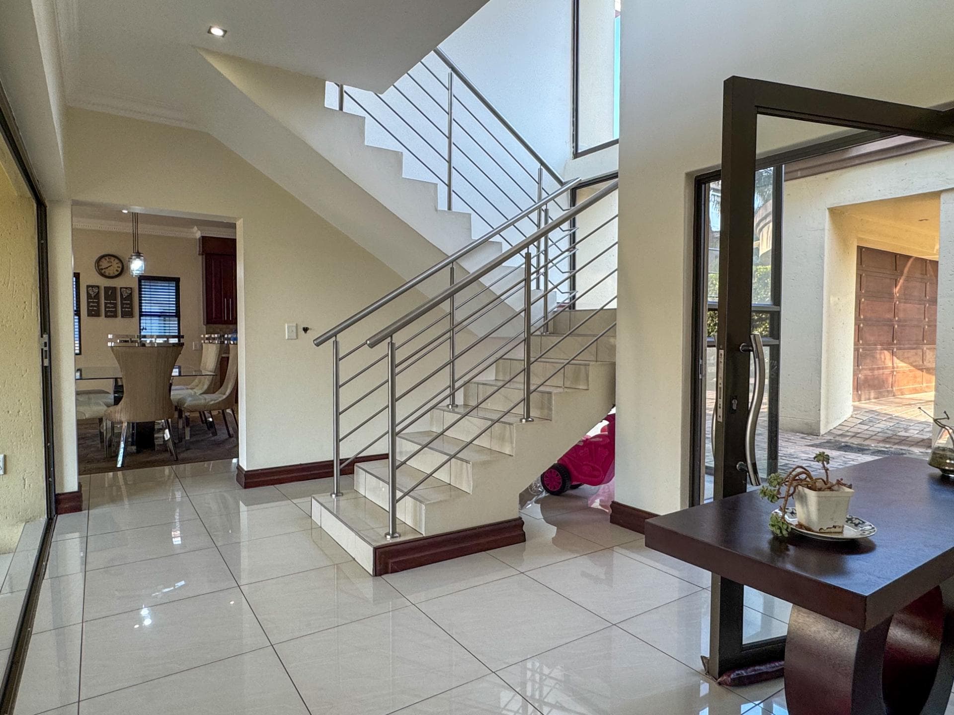 4 Bedroom House For Sale in Blue Valley Golf Estate, Centurion — image 7