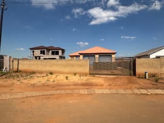 3 Bedroom House For Sale in Westonaria, Westonaria — image 6