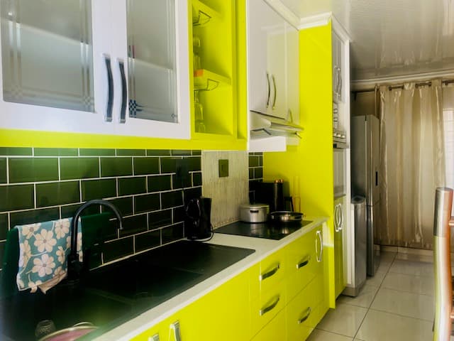 2 Bedroom Apartment / Flat For Sale in Jabulani, Soweto