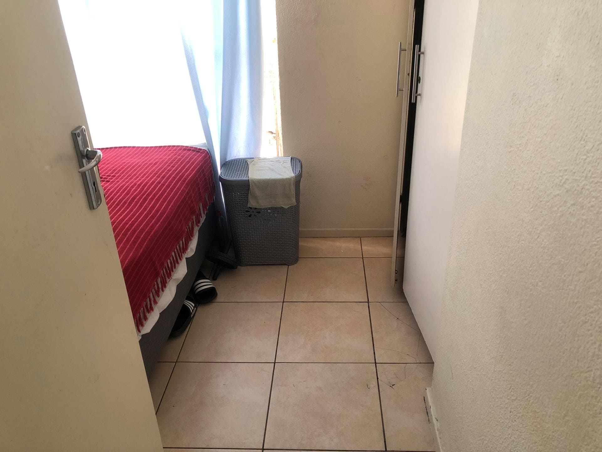 3 Bedroom House For Sale in Strubensvallei, Roodepoort — image 13