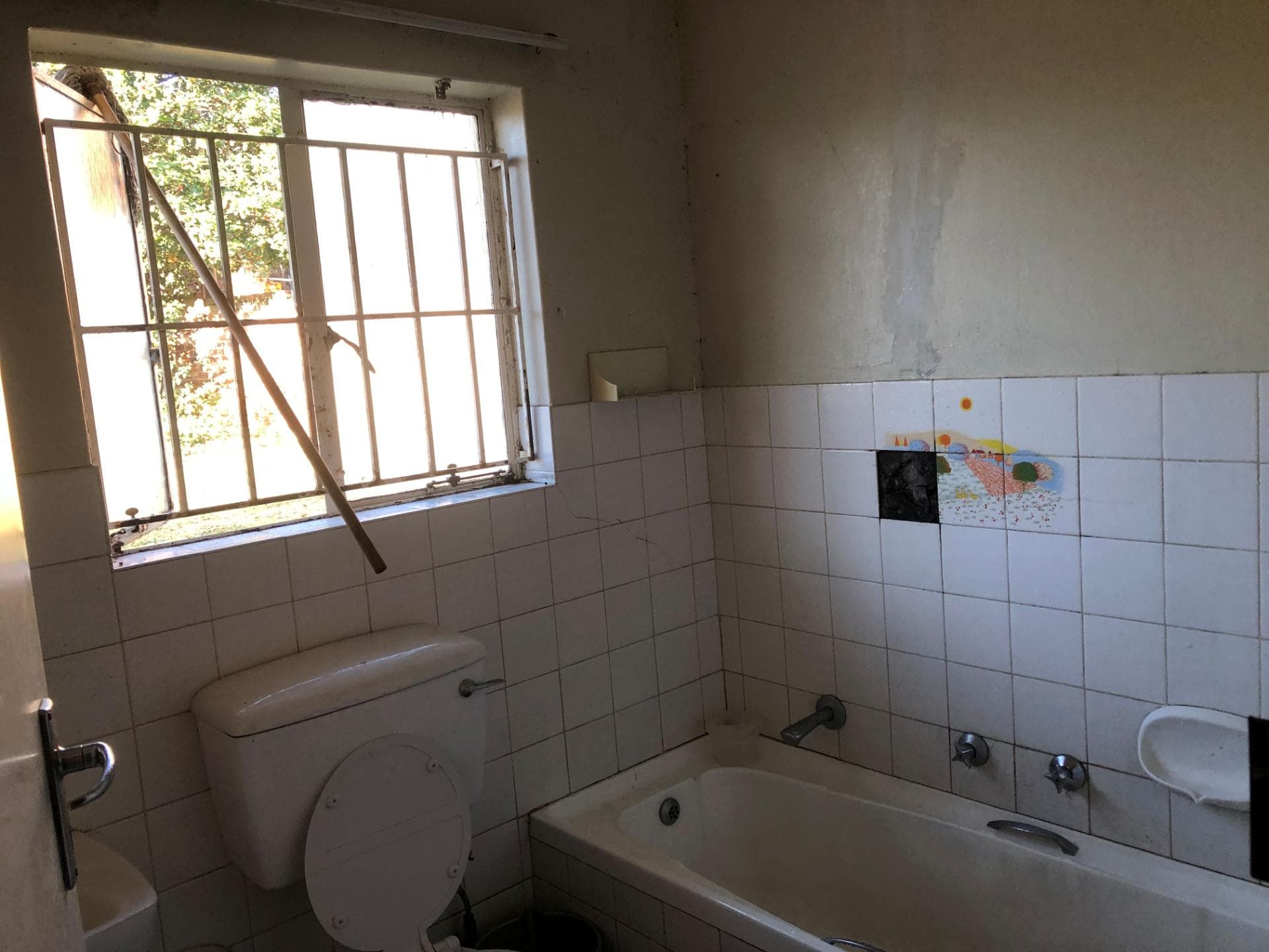 3 Bedroom House For Sale in Strubensvallei, Roodepoort — image 19