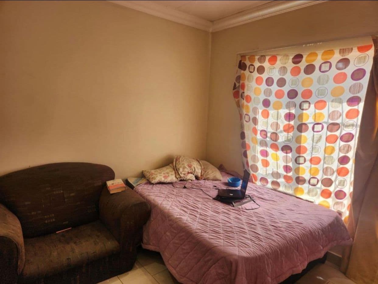 3 Bedroom House For Sale in Strubensvallei, Roodepoort — image 20