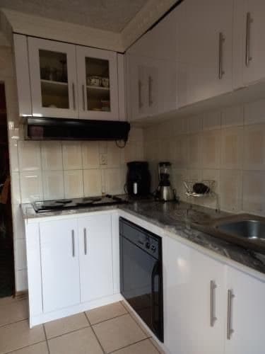 4 Bedroom House For Sale in Aliwal North, Aliwal North — image 3