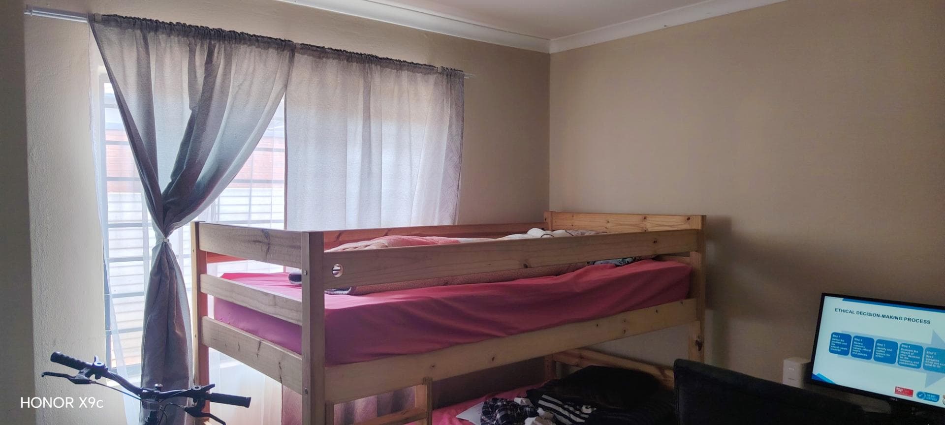 3 Bedroom House For Sale in Mindalore, Krugersdorp — image 14