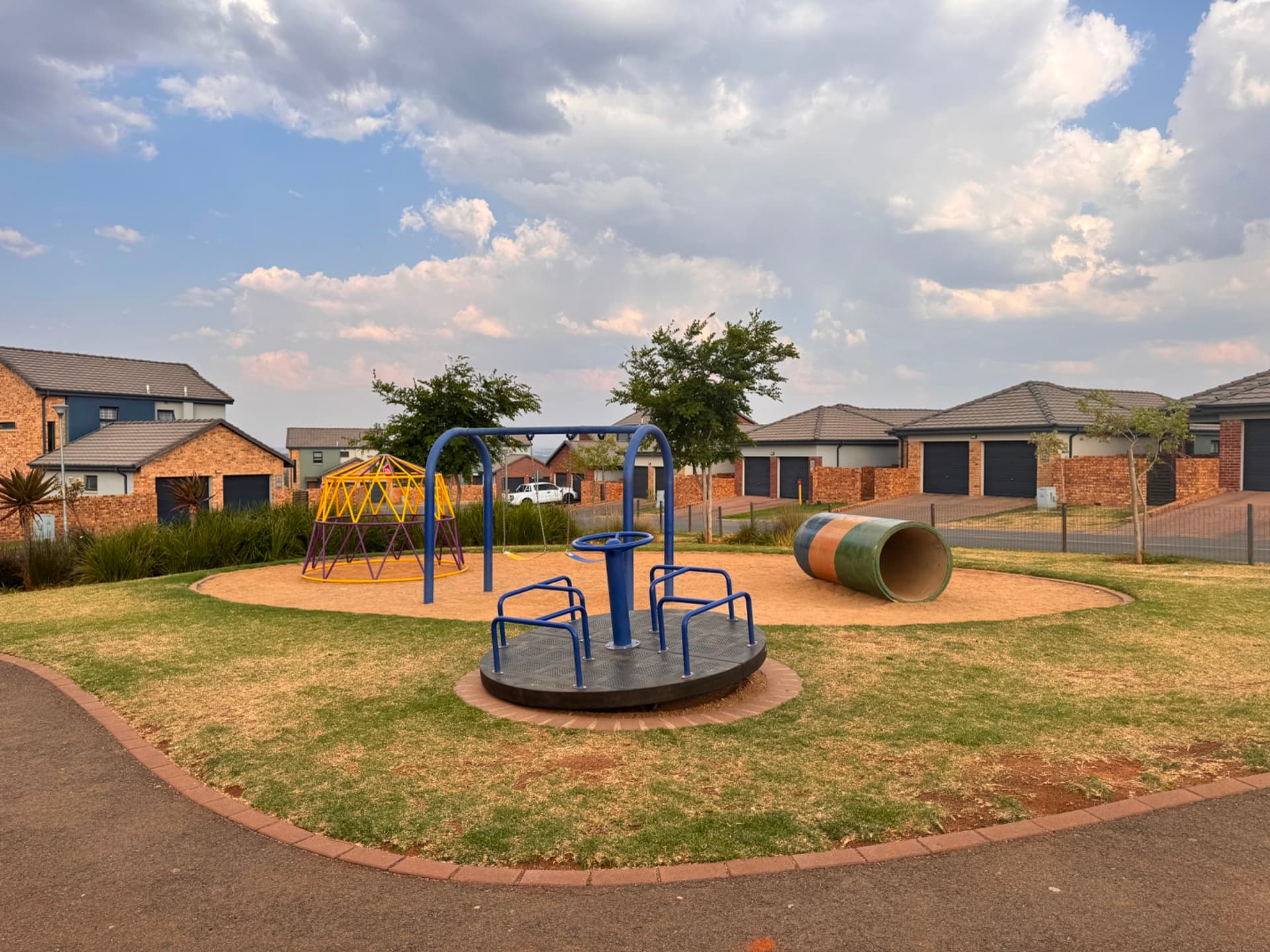 Gated Haven: Prime Living in Lion Pride Lifestyle Estate — image 14