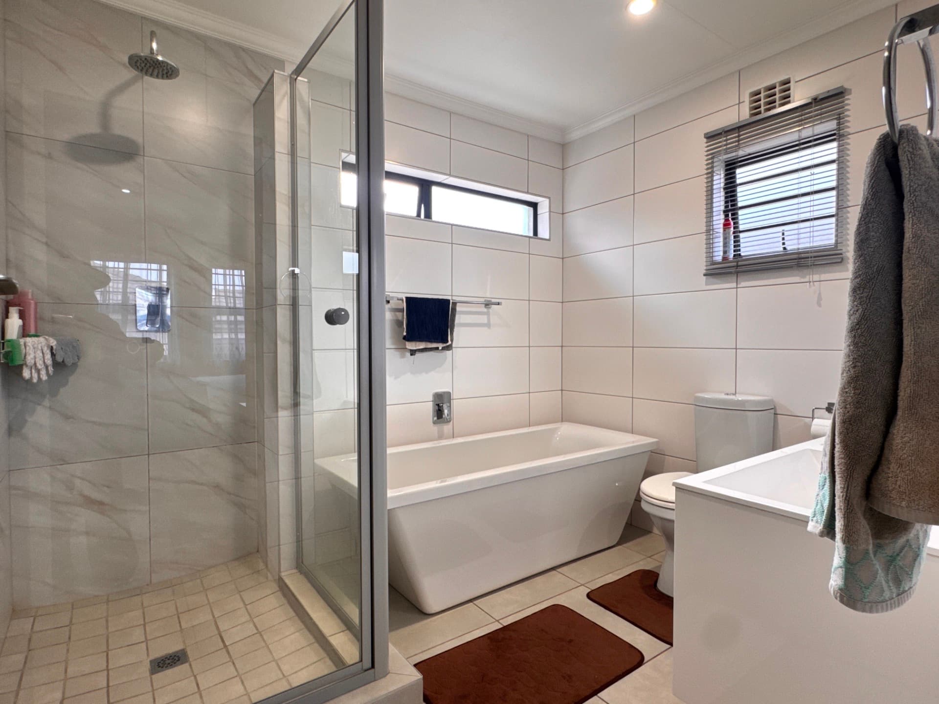 Gated Haven: Prime Living in Lion Pride Lifestyle Estate — image 38