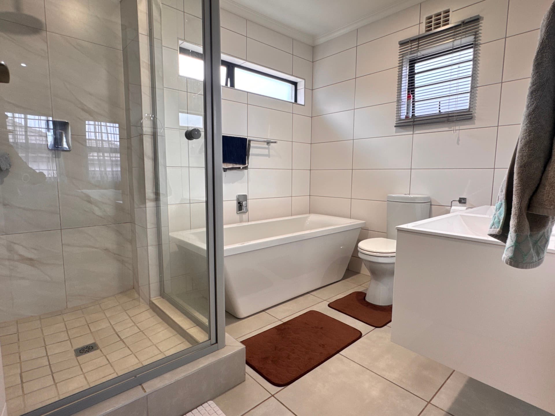 Gated Haven: Prime Living in Lion Pride Lifestyle Estate — image 8