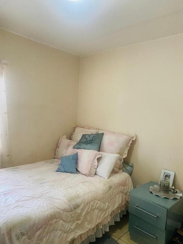 2 Bedroom Apartment / Flat For Sale in Jabulani, Soweto — image 11