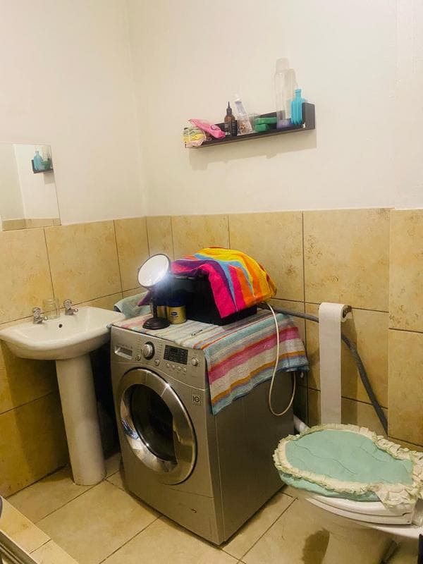 2 Bedroom Apartment / Flat For Sale in Jabulani, Soweto — image 3