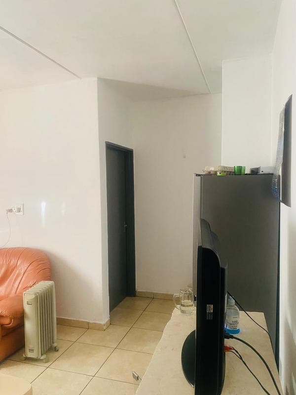 2 Bedroom Apartment / Flat For Sale in Jabulani, Soweto — image 8