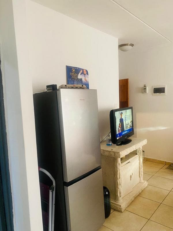 2 Bedroom Apartment / Flat For Sale in Jabulani, Soweto — image 9
