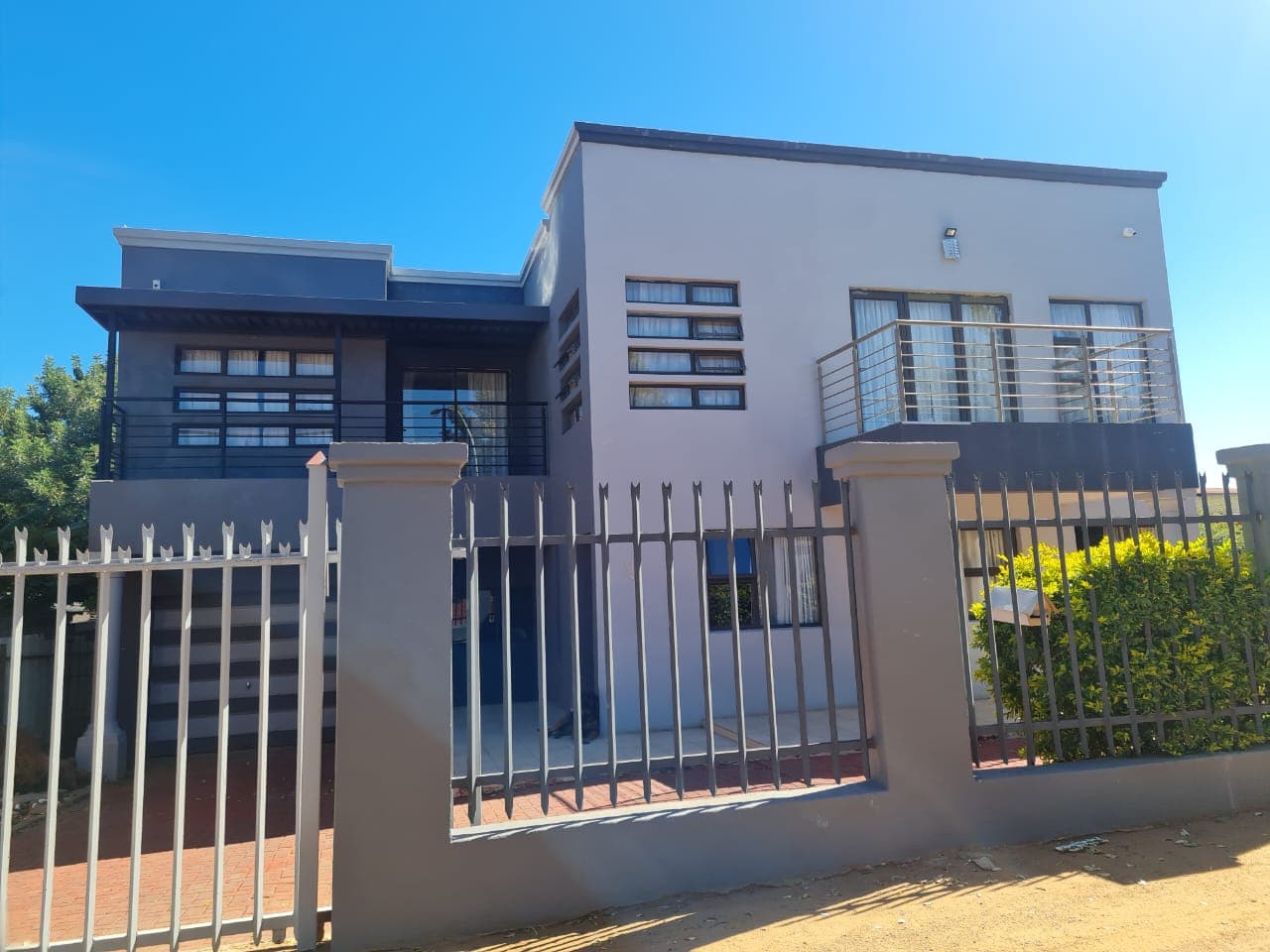 5 Bedroom House To Let in Uitsig, Bloemfontein