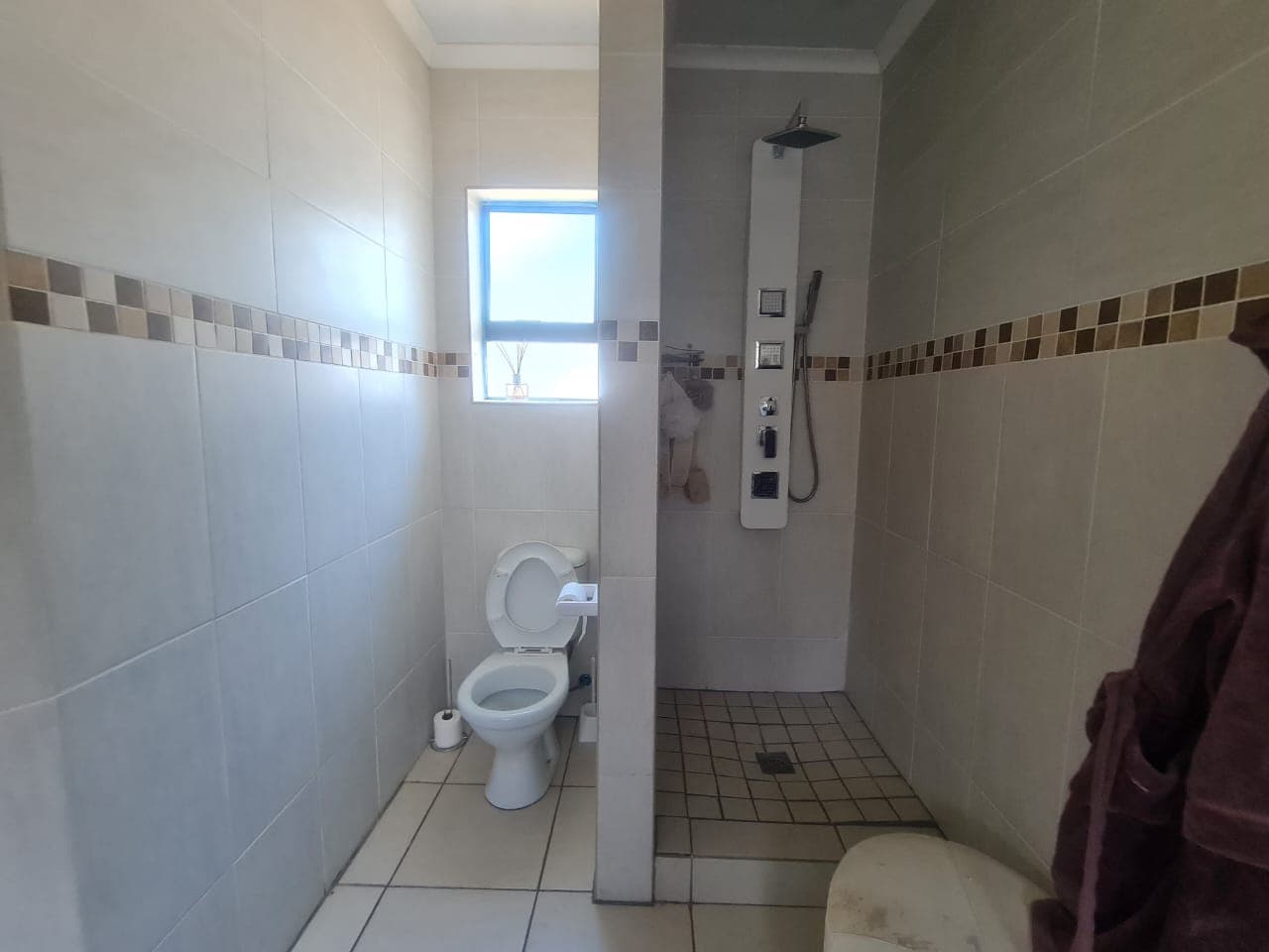 5 Bedroom House To Let in Uitsig, Bloemfontein — image 13