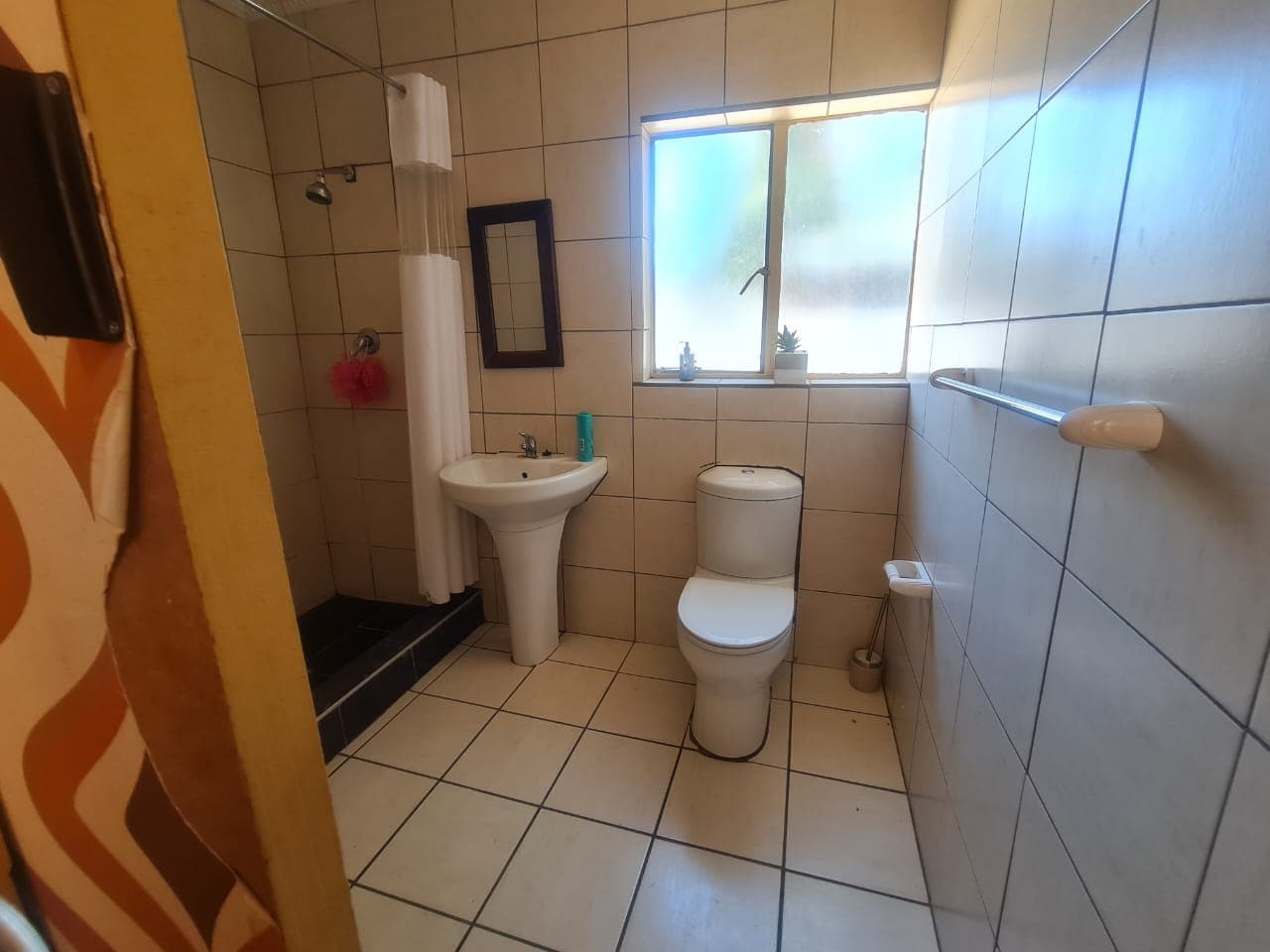 5 Bedroom House To Let in Uitsig, Bloemfontein — image 17