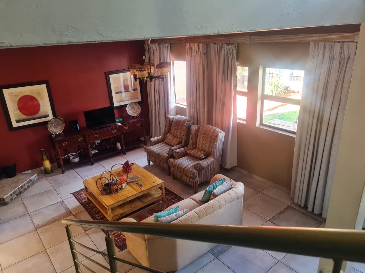 5 Bedroom House To Let in Uitsig, Bloemfontein — image 3