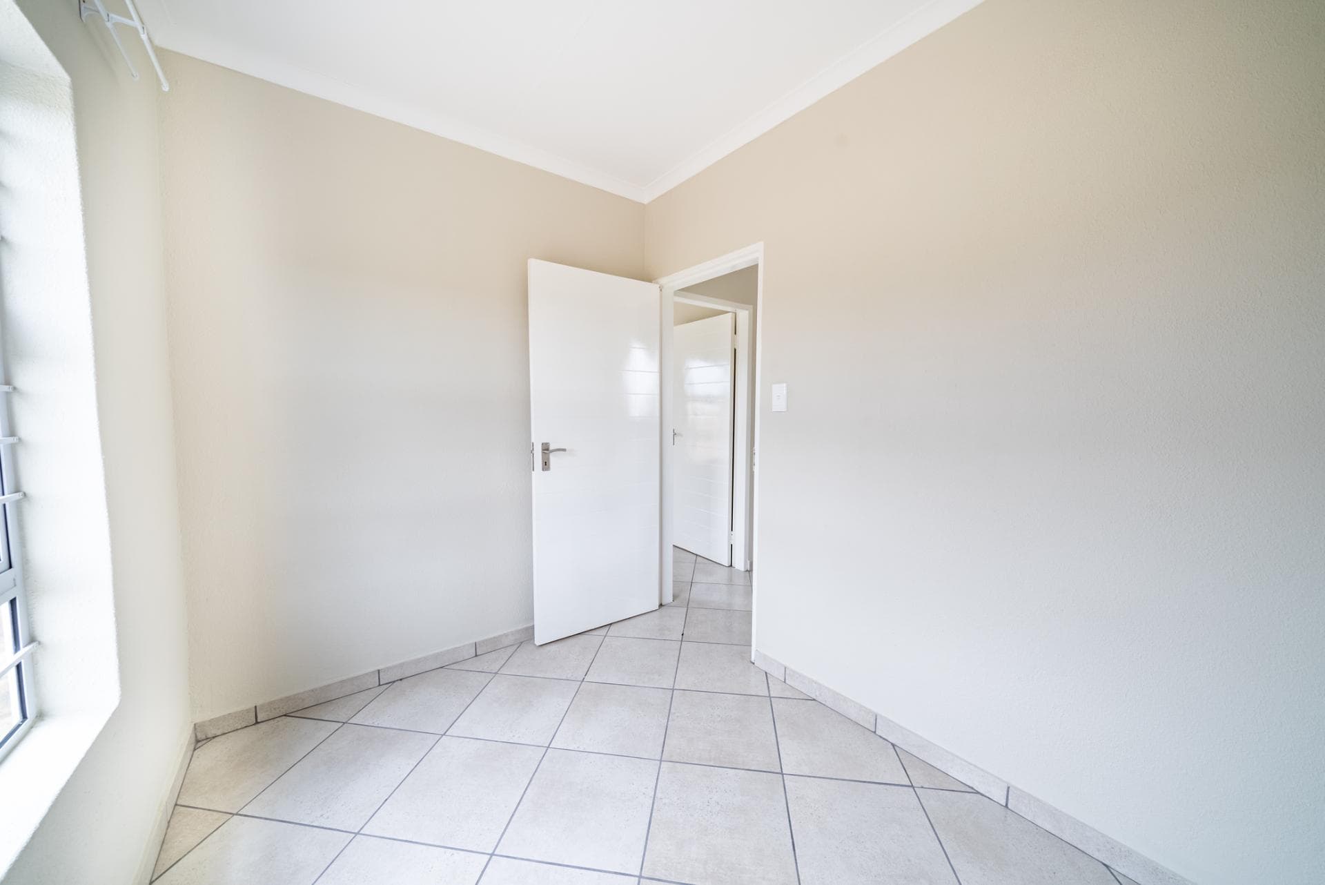 2 Bedroom House For Sale in Lenasia South, Johannesburg — image 13