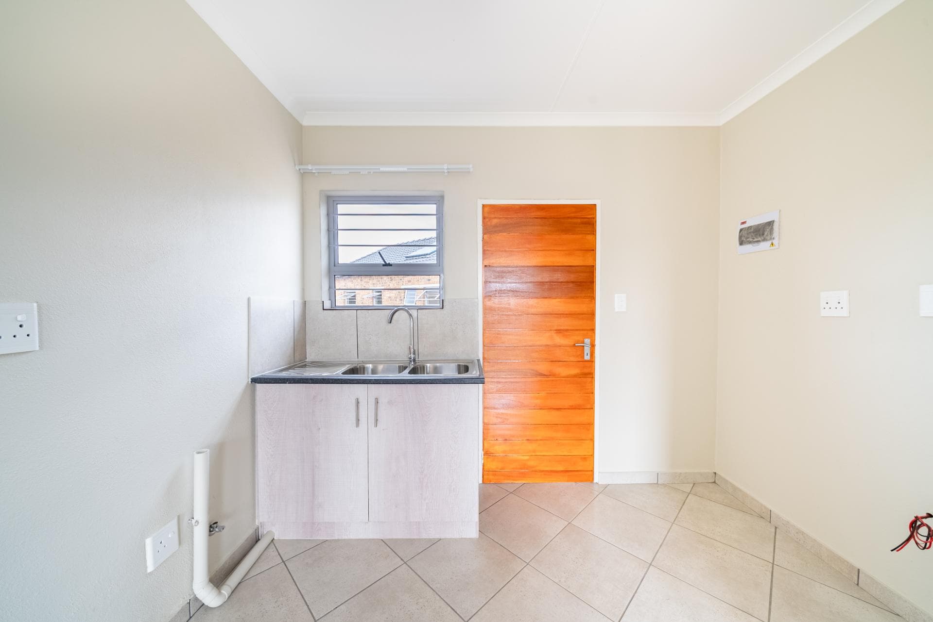 2 Bedroom House For Sale in Lenasia South, Johannesburg — image 17