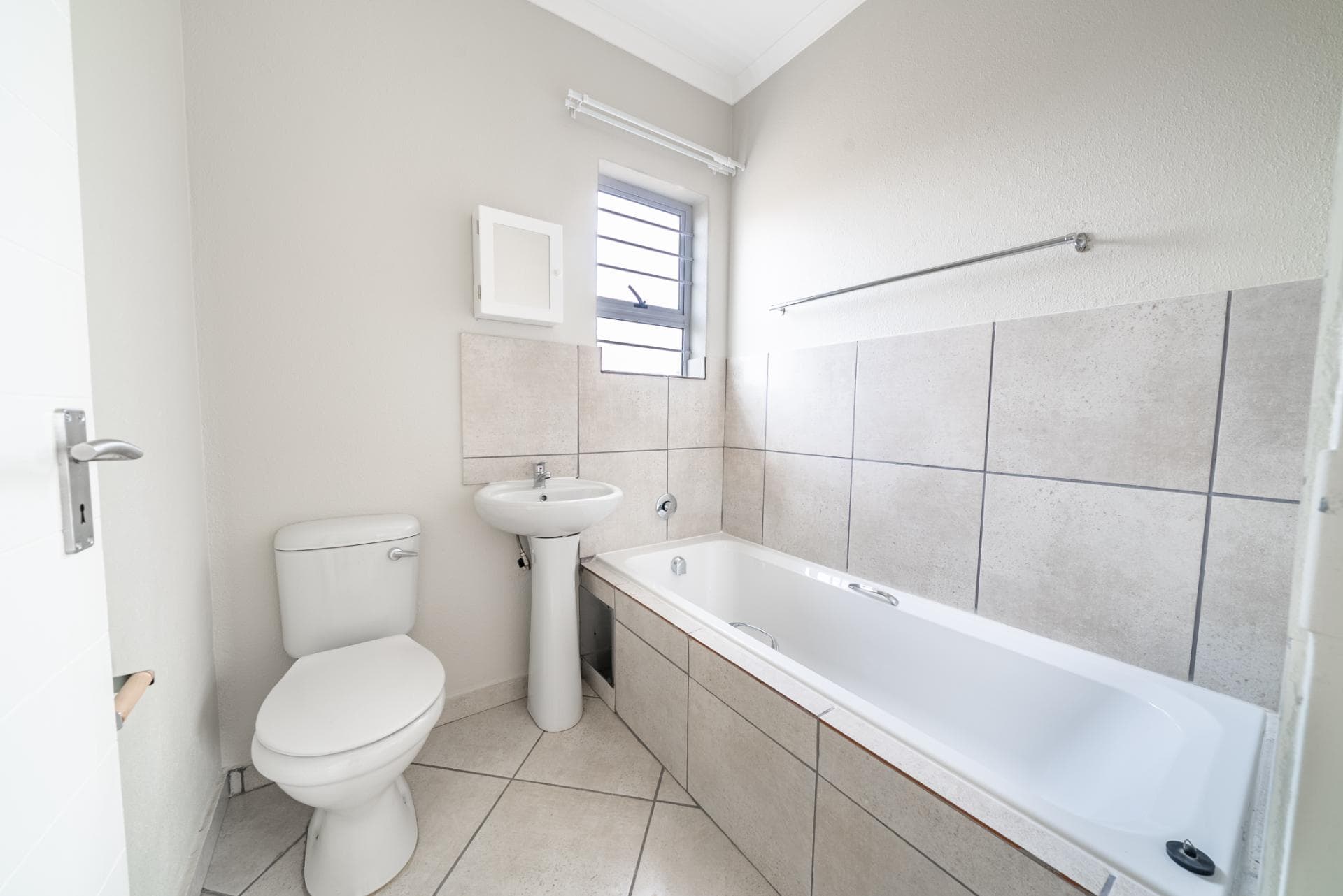 2 Bedroom House For Sale in Lenasia South, Johannesburg — image 22