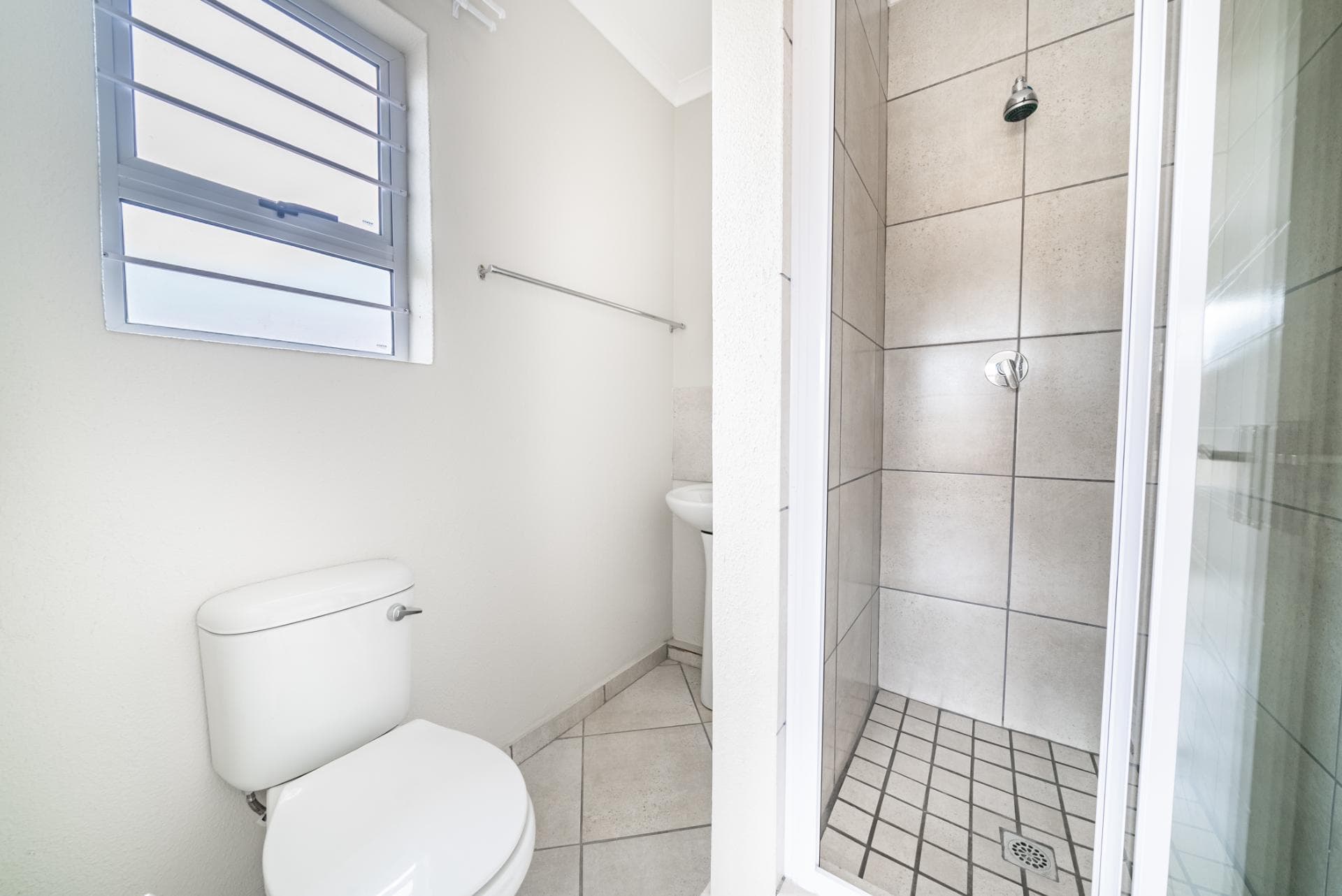 2 Bedroom House For Sale in Lenasia South, Johannesburg — image 28
