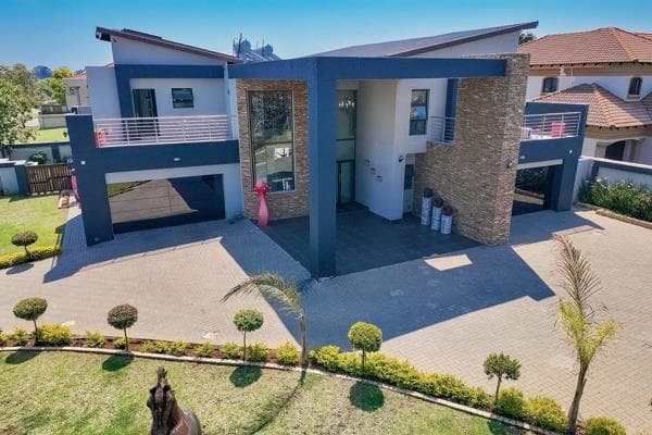 5 Bedroom House For Sale in Helderwyk, Brakpan — image 26