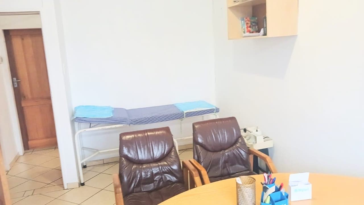 3 Bedroom House For Sale in Vosloorus, Vosloorus — image 11