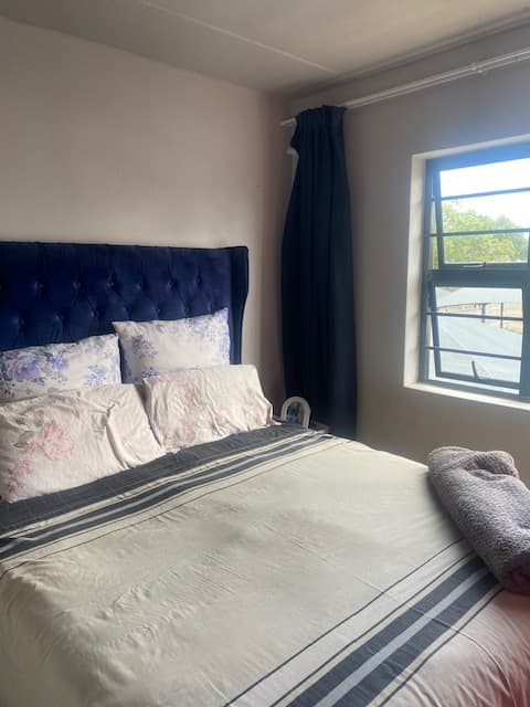 2 Bedroom Apartment / Flat For Sale in Jabulani, Soweto — image 13