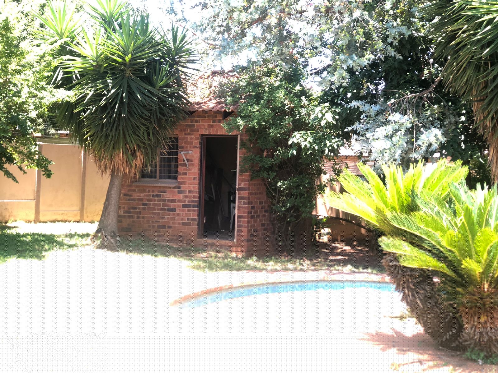 4 Bedroom House For Sale in Allen's Nek, Roodepoort — image 17