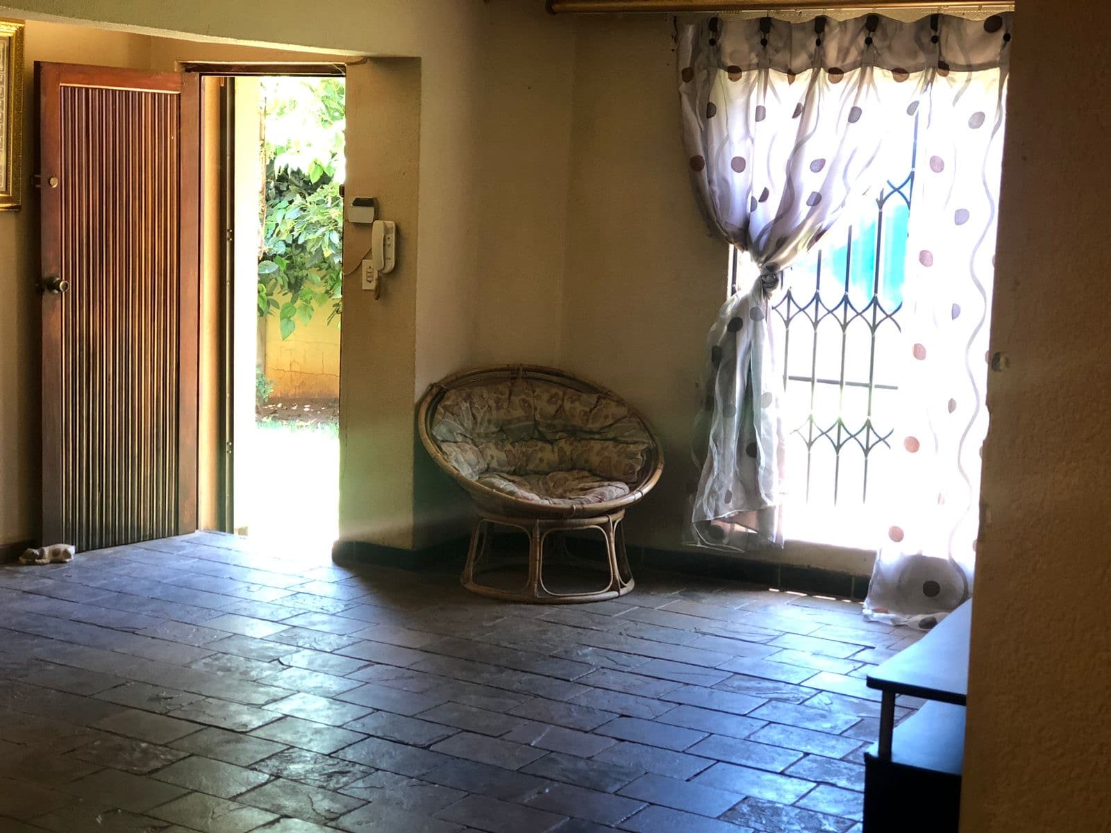 4 Bedroom House For Sale in Allen's Nek, Roodepoort — image 9