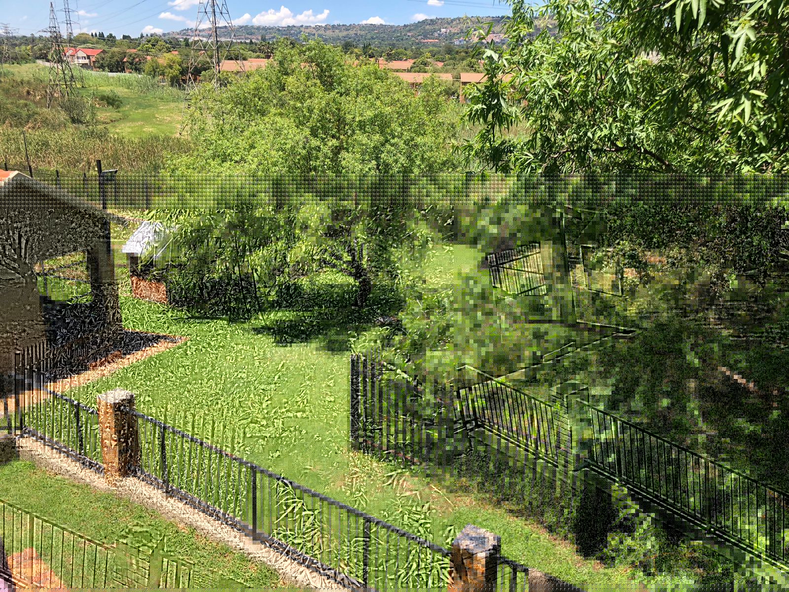 2 Bedroom House For Sale in Wilgeheuwel, Roodepoort — image 21
