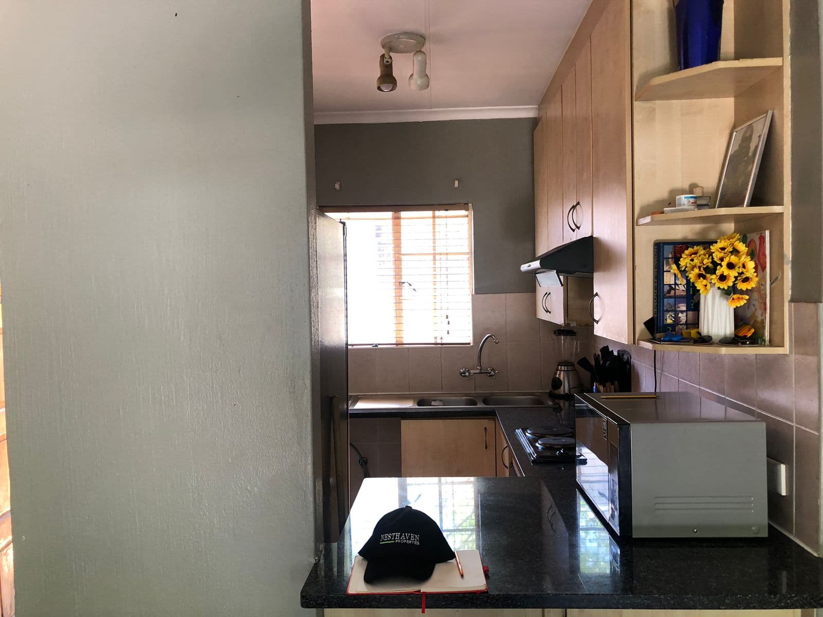 2 Bedroom House For Sale in Wilgeheuwel, Roodepoort — image 6
