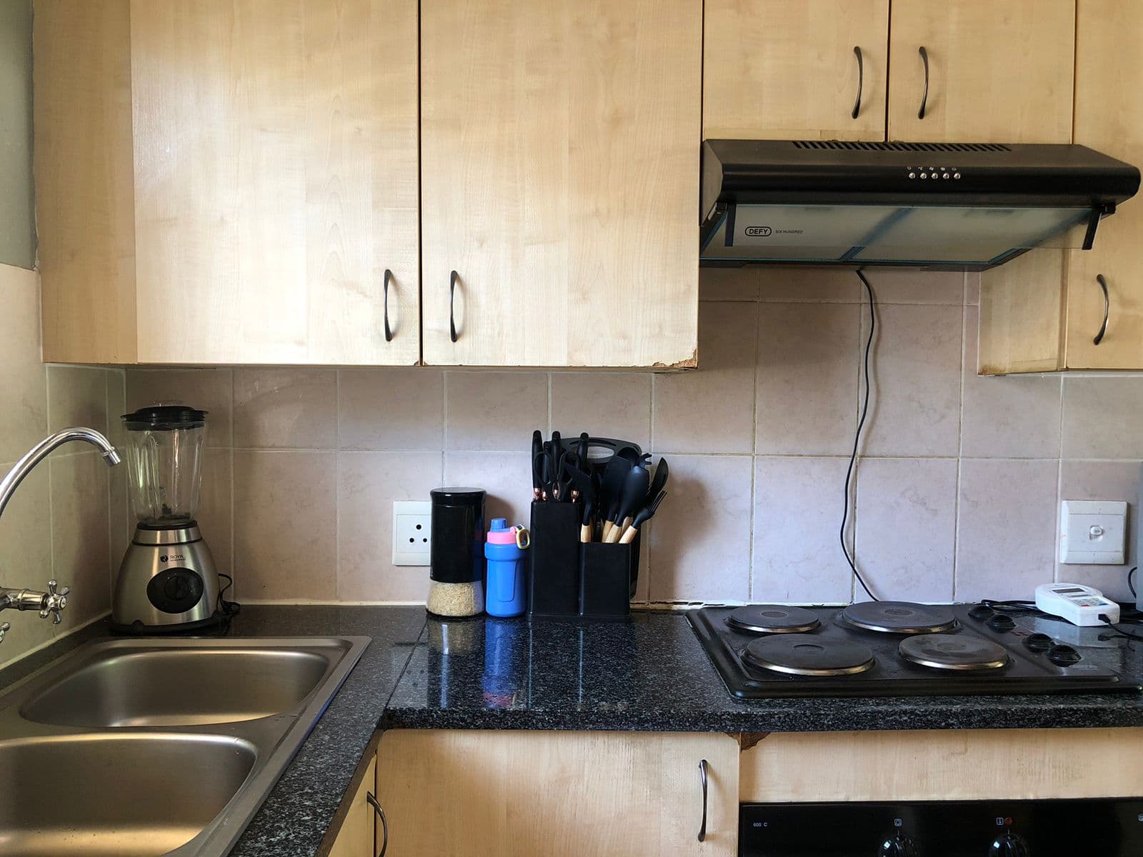 2 Bedroom House For Sale in Wilgeheuwel, Roodepoort — image 8