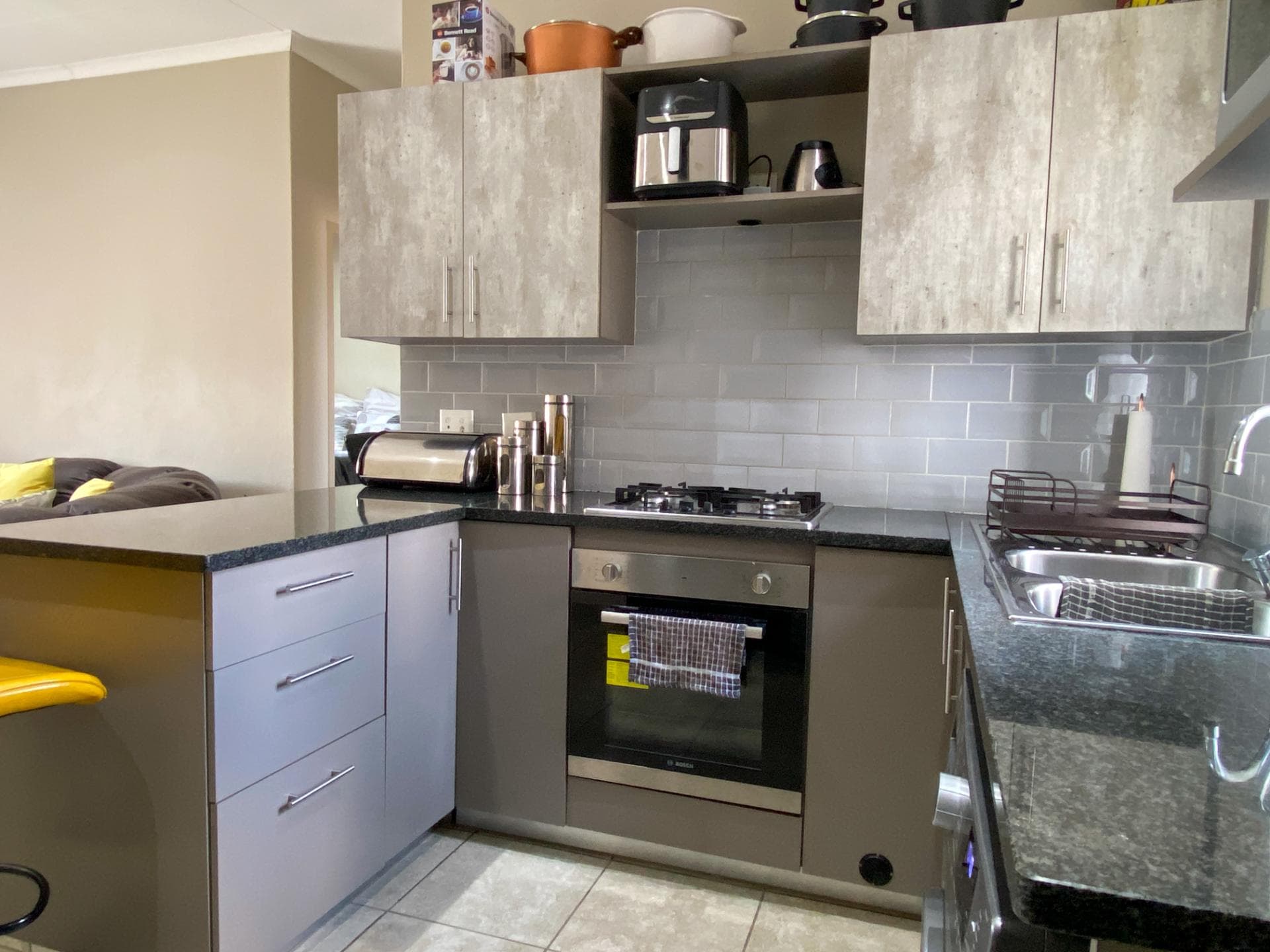 2 Bedroom Apartment / Flat For Sale in Ruimsig, Roodepoort — image 6