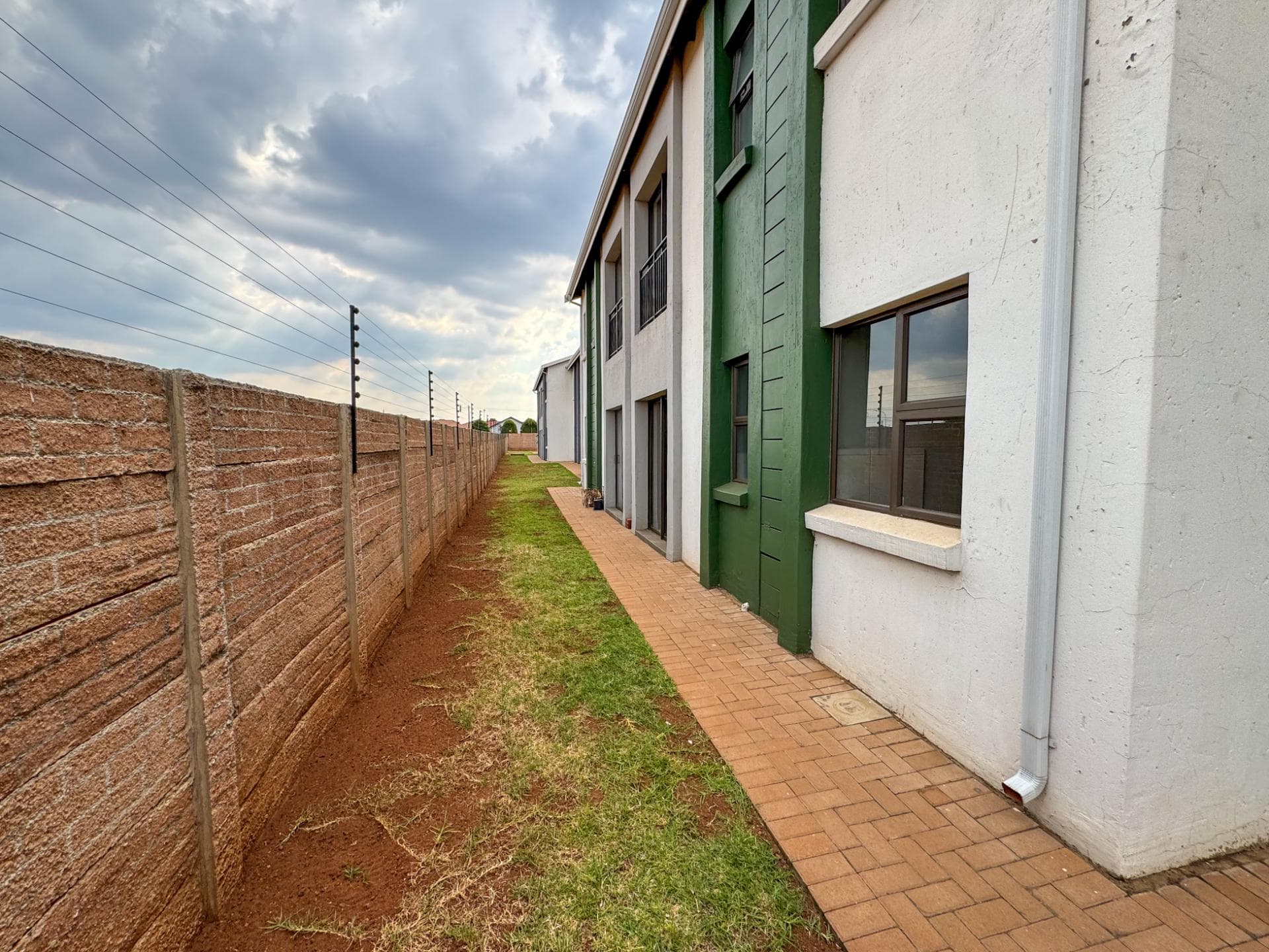 2 Bedroom Apartment / Flat For Sale in Protea Glen, Soweto — image 13