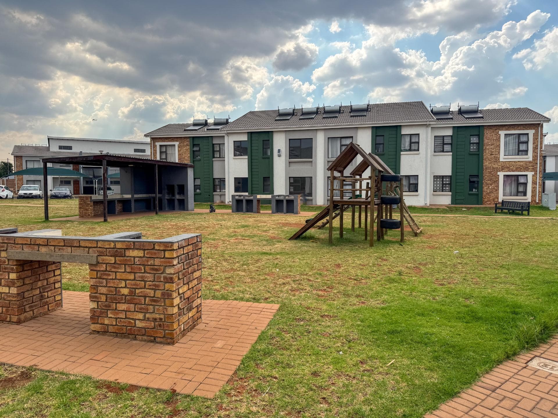 2 Bedroom Apartment / Flat For Sale in Protea Glen, Soweto — image 3