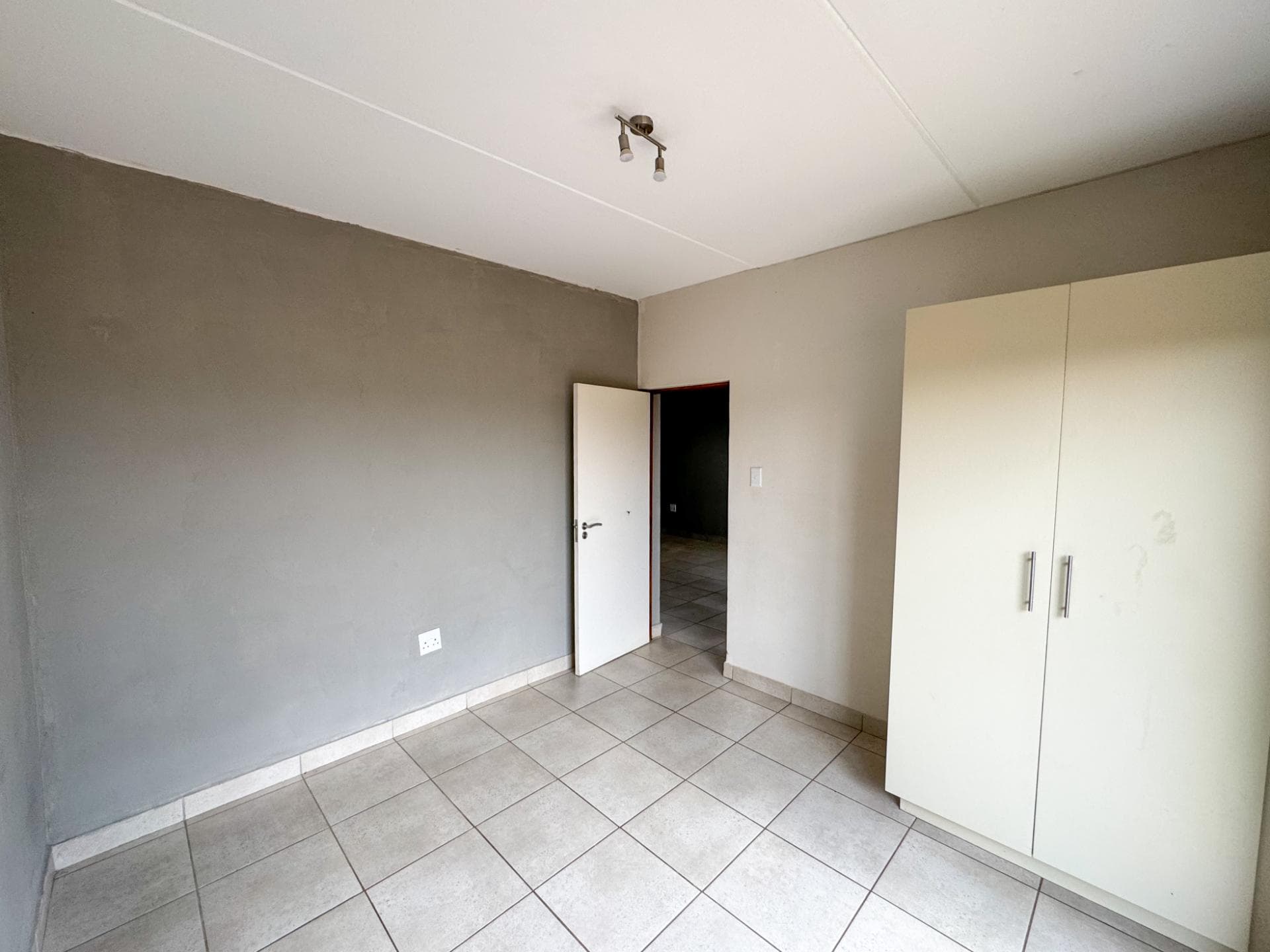 2 Bedroom Apartment / Flat For Sale in Protea Glen, Soweto — image 9